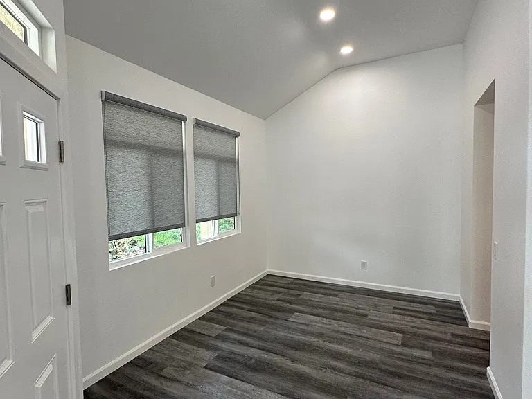 3100 Puesta Del Sol Ct #201 — Photo 16