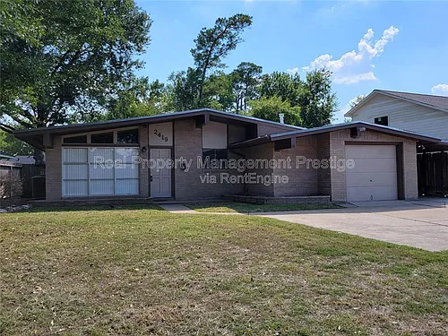 2419 Stonecrest Dr Photo 1