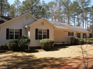 376 Shadow Wood Ln, Thomaston, GA 30286