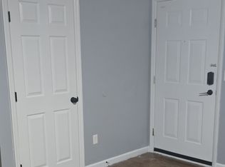 37 Seabury St FLOOR 3, Newark, NJ 07104