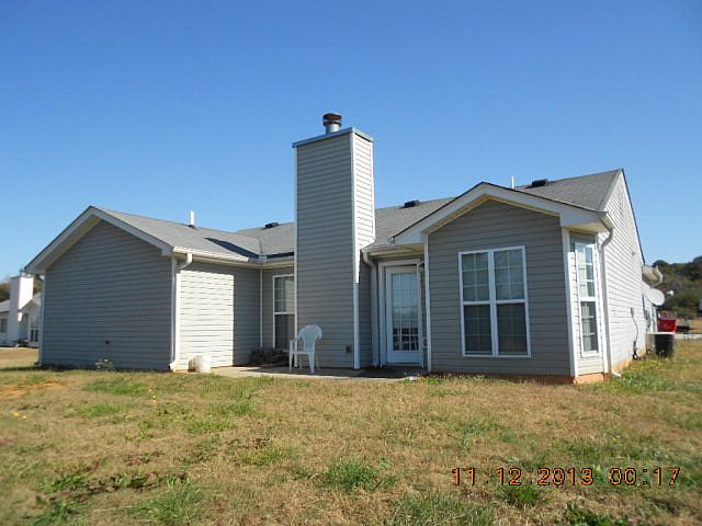 2nd image of 703 Saint Peters Ct