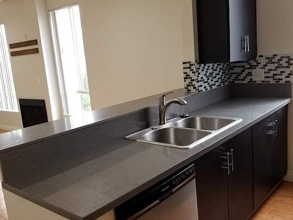 2nd image of 6522 La Mirada Ave
