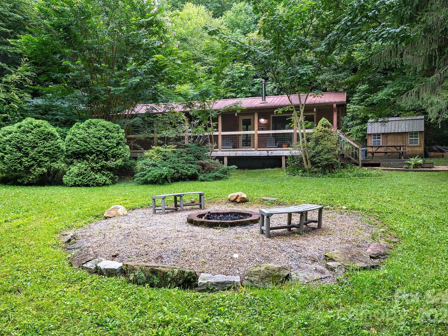 97 Carolina Hills Dr, Horse Shoe, NC 28742 | Zillow