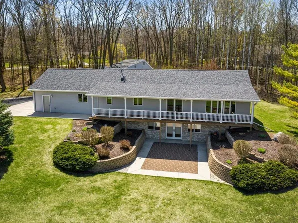 N6258 Forest ROAD, Plymouth, WI 53073