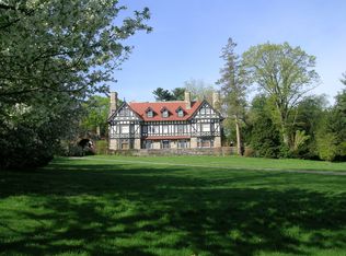 260 Chamounix Rd, Saint Davids, PA 19087