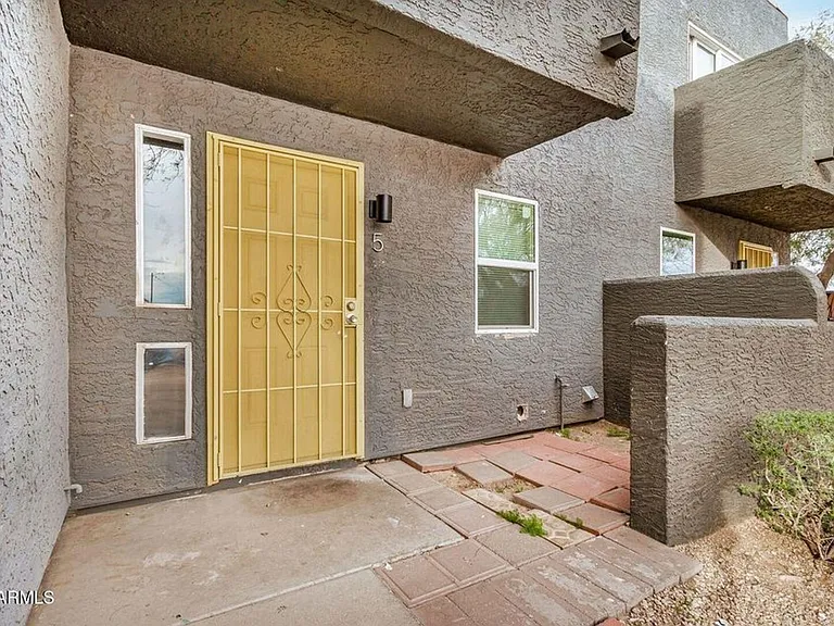 Jovial Apartments - First month FREE with approved Application — Photo 40