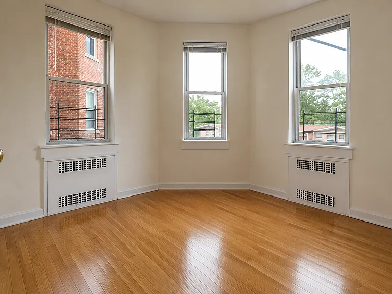 920 E 17th St #406 — Photo 9