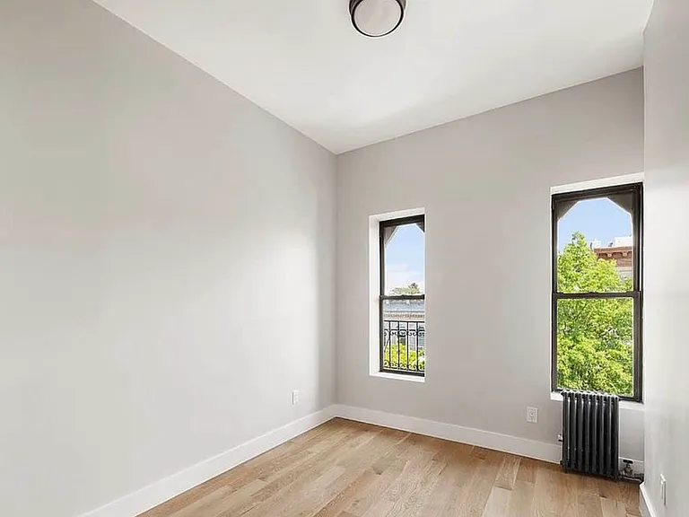 227 Kingsland Ave #13 — Photo 6