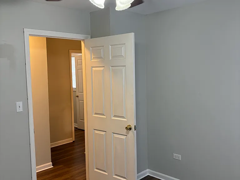 673 S McAlister Ave — Photo 9