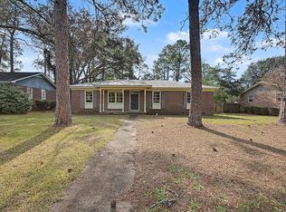 2620 Pine Valley Rd, Albany, GA 31707
