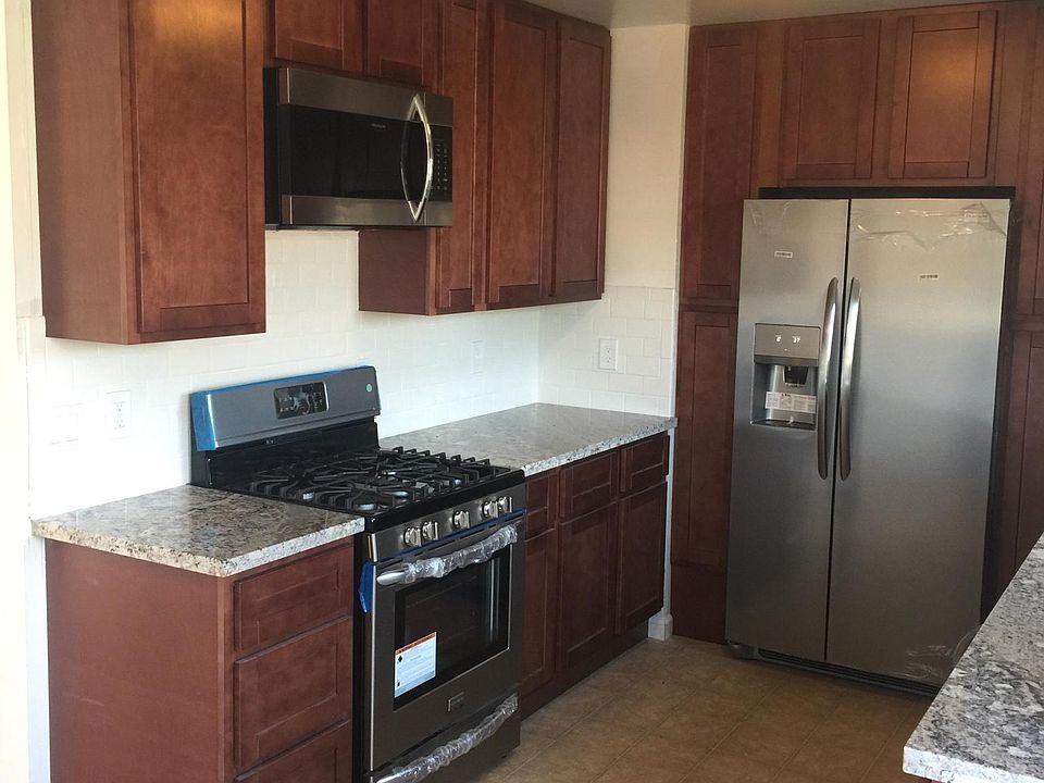 FULLY RENOVATED KITCHEN