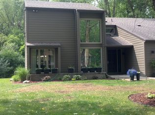 13124 April Ln, Minnetonka, MN 55305