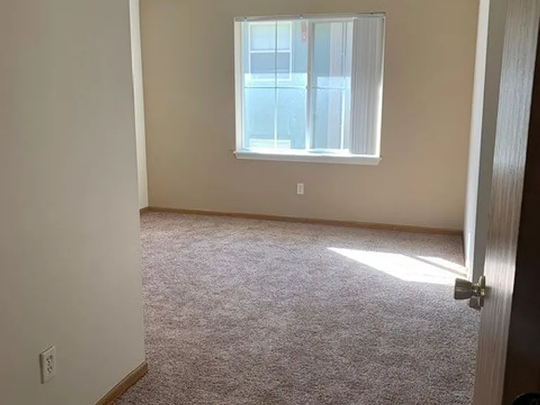 Atrium Suites - 2 BR/2 BA & 3 BR/3 BA — Photo 16