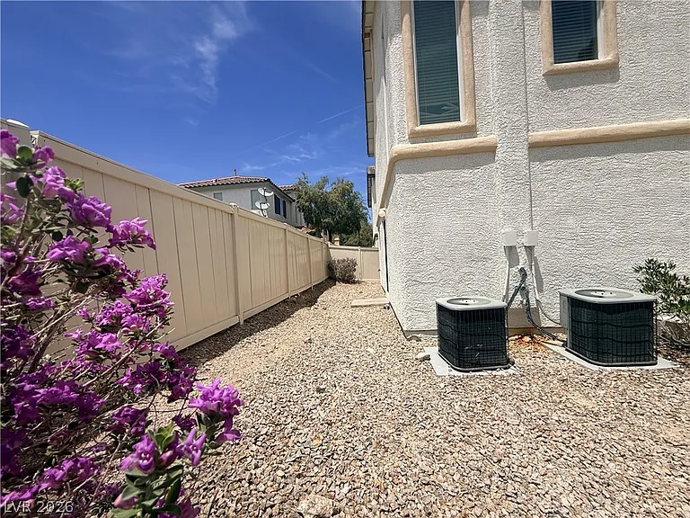 11953 Fairfax Ridge St — Photo 30