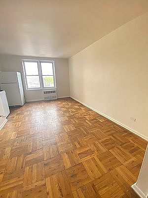 1st image of 75-18 Woodside Ave #5E