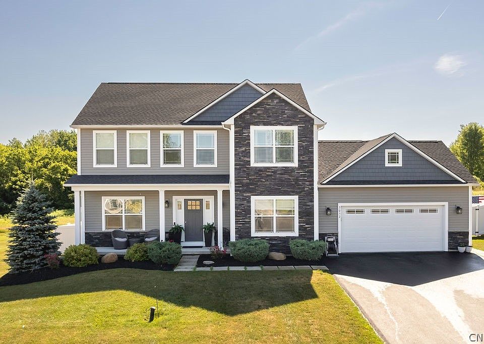 1st image of 3052 Chillingham Way