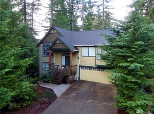 2 High Cliff Ln, Bellingham, WA 98229