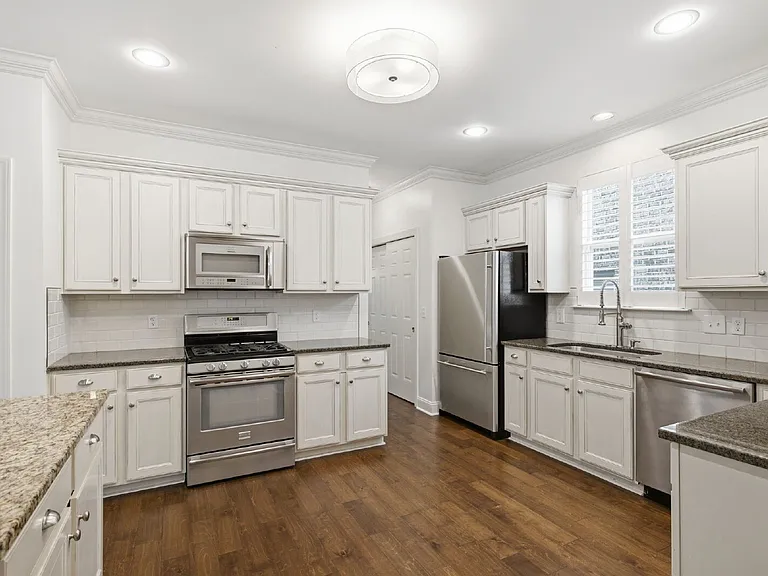 310 Wandering Cir — Photo 21