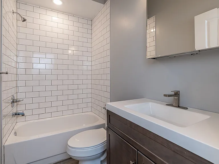 846 N 41 — Photo 7