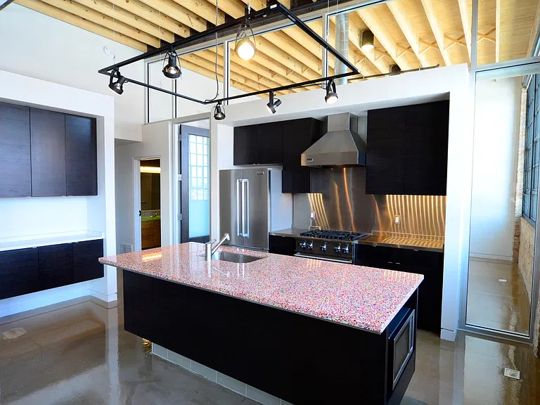 376 W Main St #206 — Photo 8