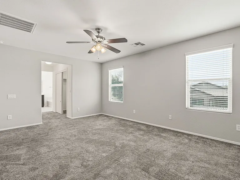 10815 W Avenida Del Rey — Photo 18