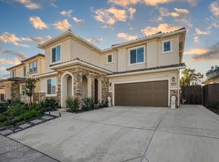 8629 Lakha Cir, Sacramento, CA 95828