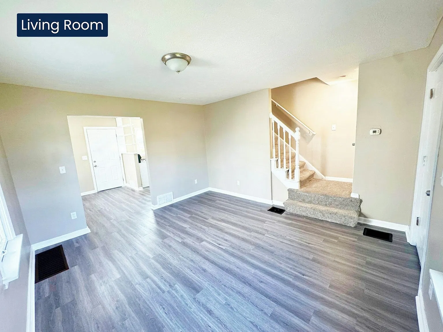 2151 West Mound Street — Photo 3