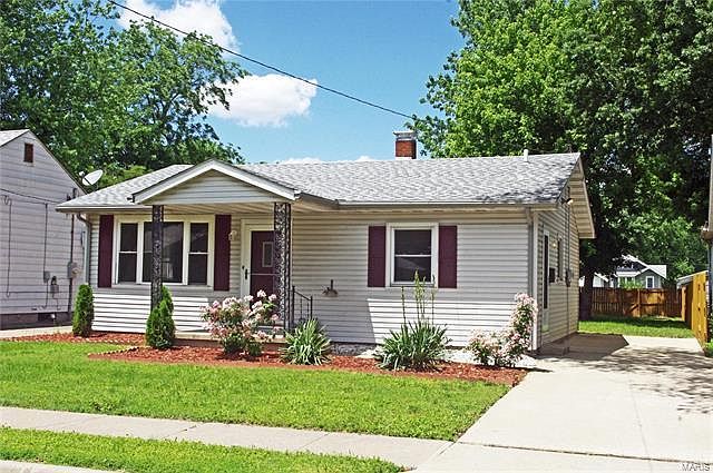 1st image of 2909 Palmer Ave