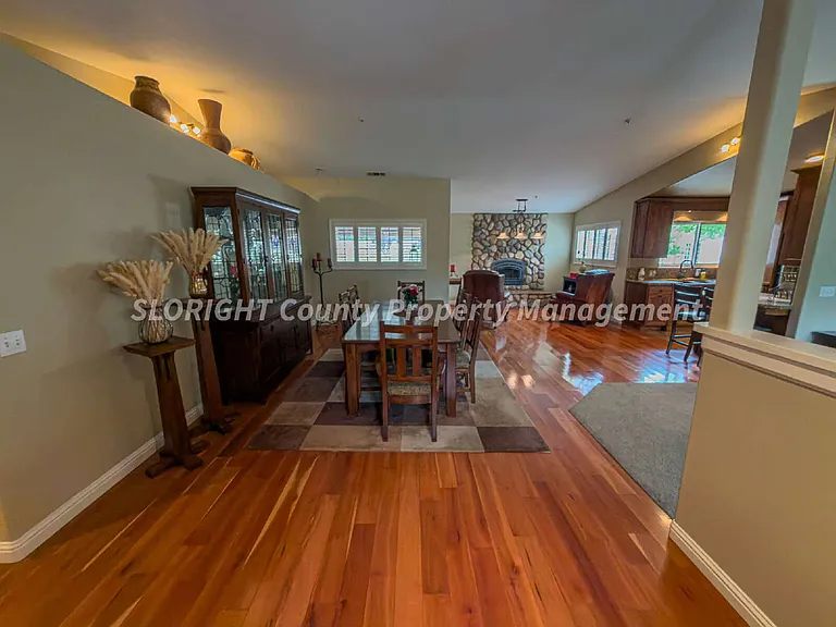 420 Sandwort Ln — Photo 4