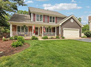 1034 Willoby Ln, Elgin, IL 60120