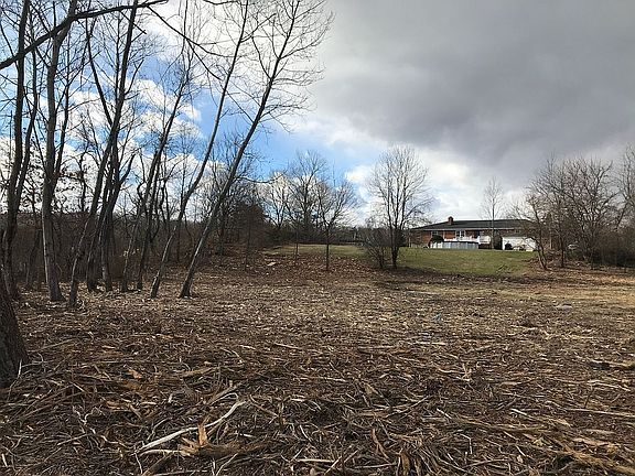 3rd image of Wild Flower Ln