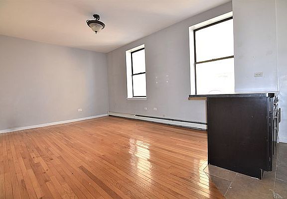 2nd image of 707 Saint Nicholas Ave #6B