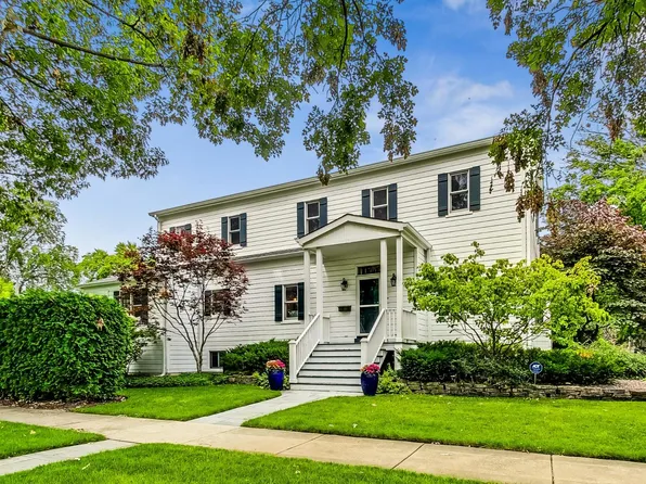1701 Walnut Ave, Wilmette, IL 60091