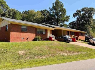 601 & 603 Burrow St, Morrilton, AR 72110