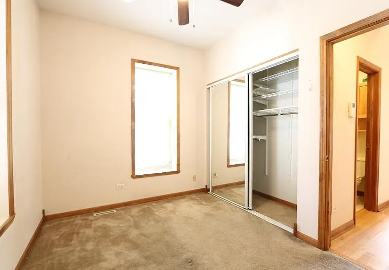 1257 W Flournoy St #1R — Photo 13