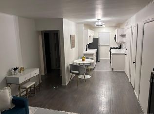 23301 Edsel Ford Ct, Saint Clair Shores, MI