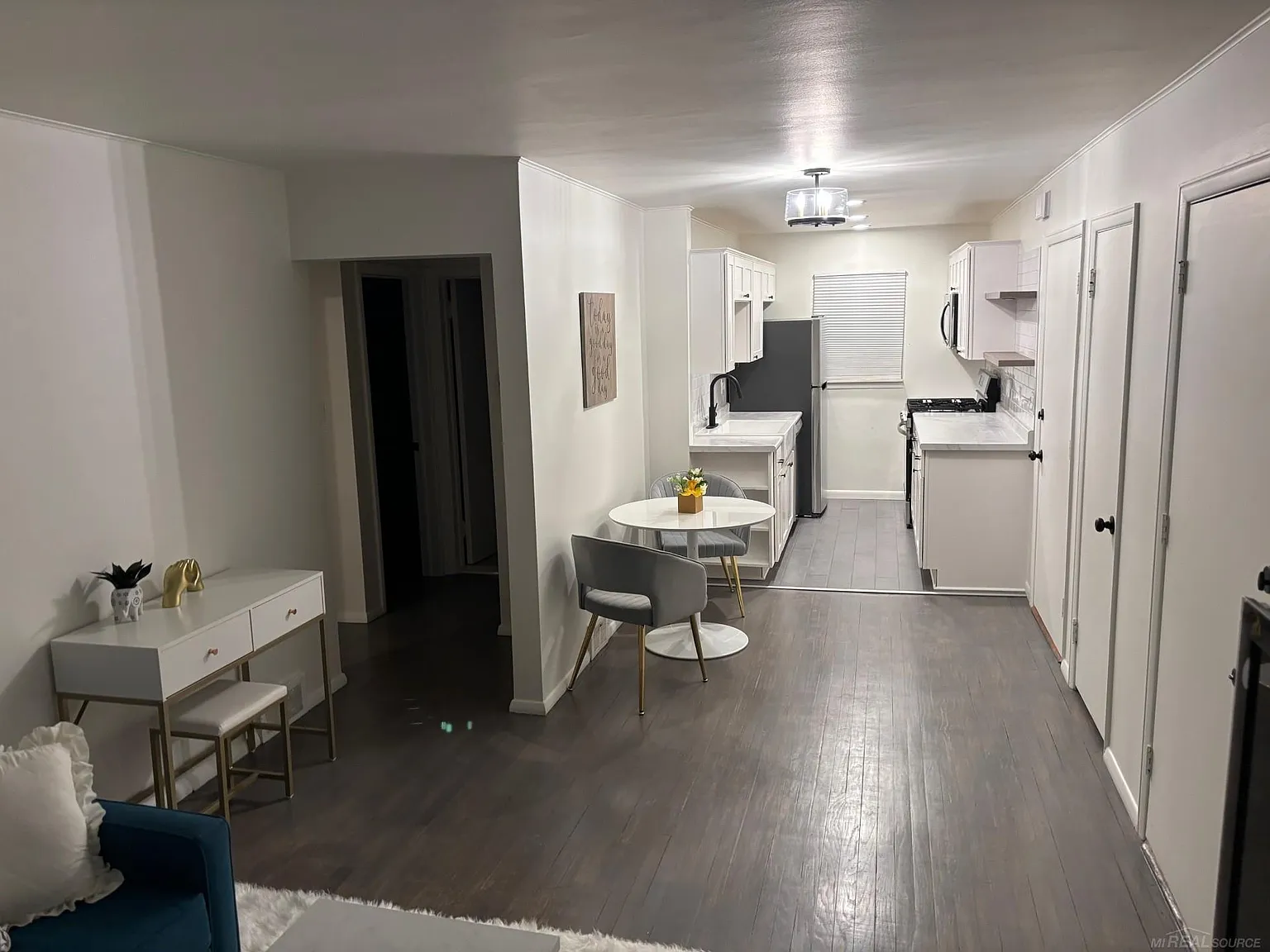 23301 Edsel Ford Ct photo 1