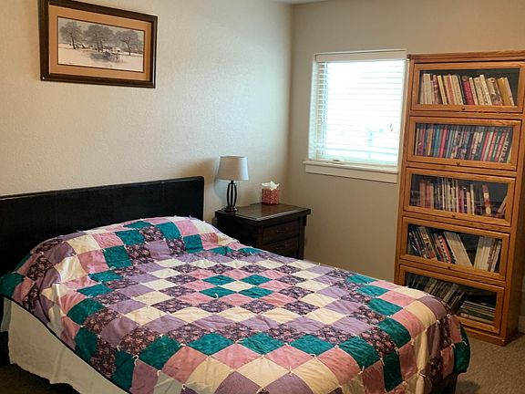 4th image of 1206 Montevideo Cir