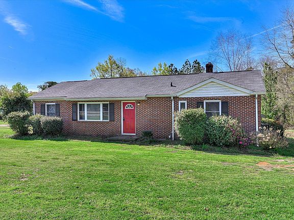 3rd image of 735 W Milledgeville Road