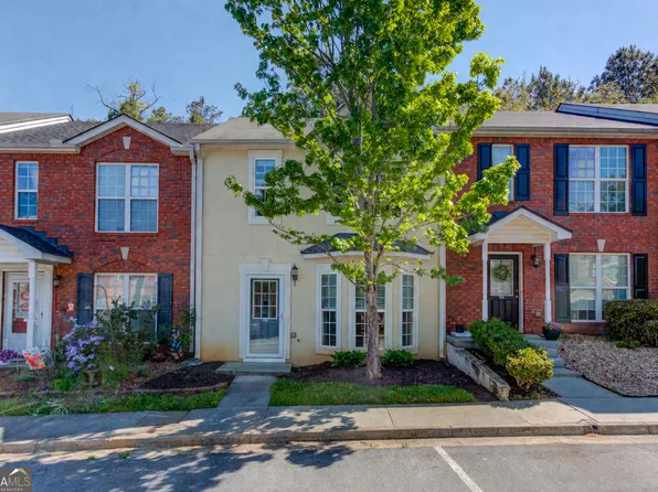 2776 Valley Green Dr, Gainesville, GA 30504