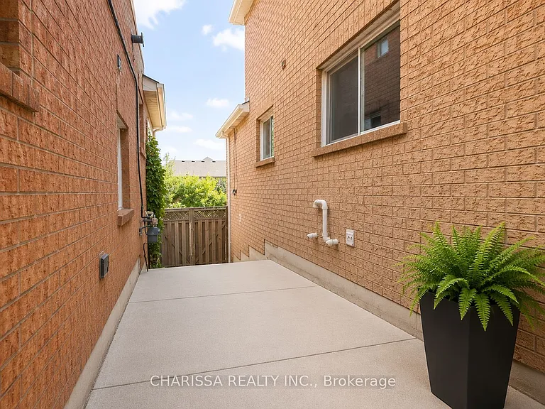 2872 Gardenview Cres #BASEMENT — Photo 9