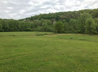 5040 Tanoma Rd, Indiana, PA 15701