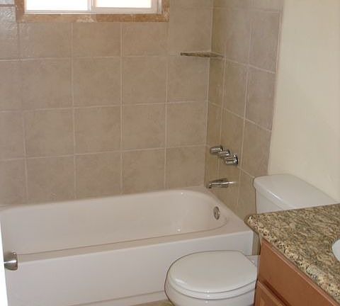 5th image of 6905 Birchwood Cir