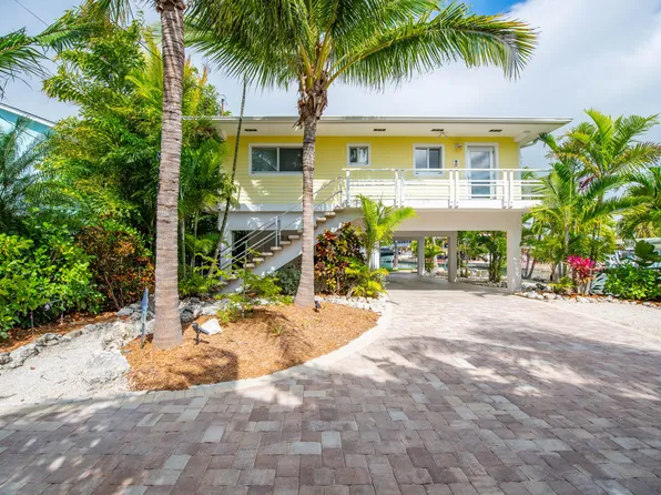 827 Bay Dr, Summerland Key, FL 33042