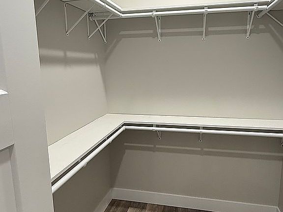 5th image of 10 Robert Allen Ln