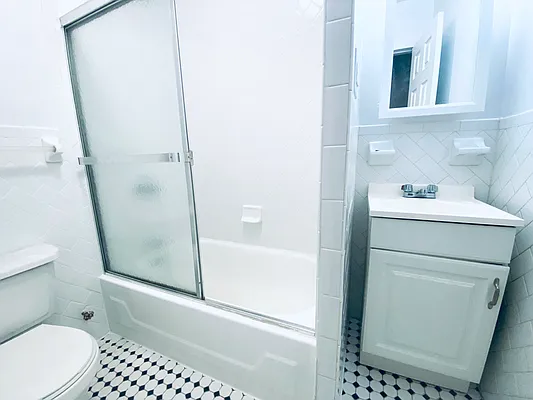 Rented by Highline Residential | media 16