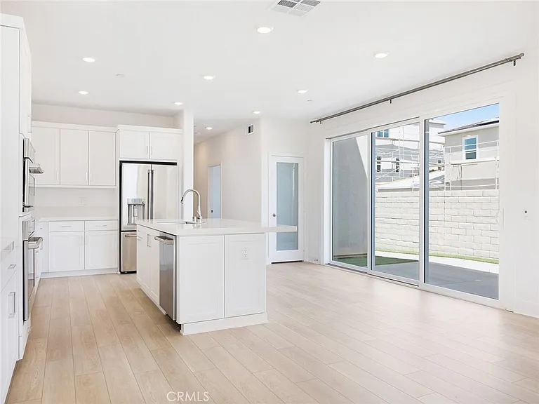 27398 Fox Den Pl — Photo 9