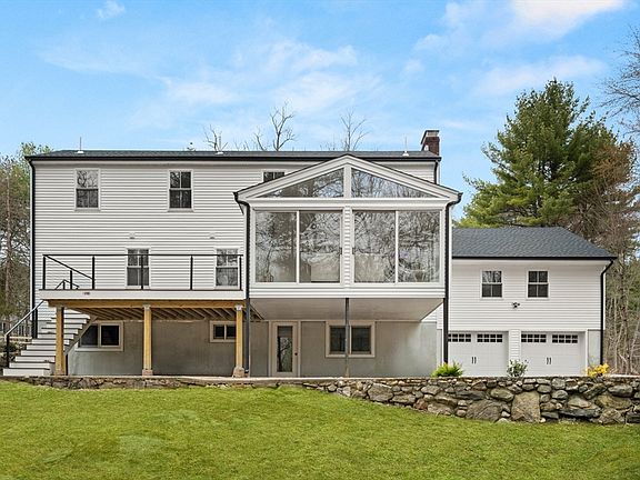 5th image of 61 Meadowbrook Rd