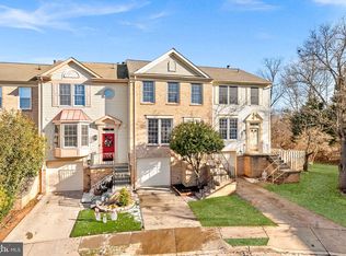 21922 Greentree Ter, Sterling, VA 20164