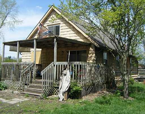 2nd image of 3031 Hillside Ave
